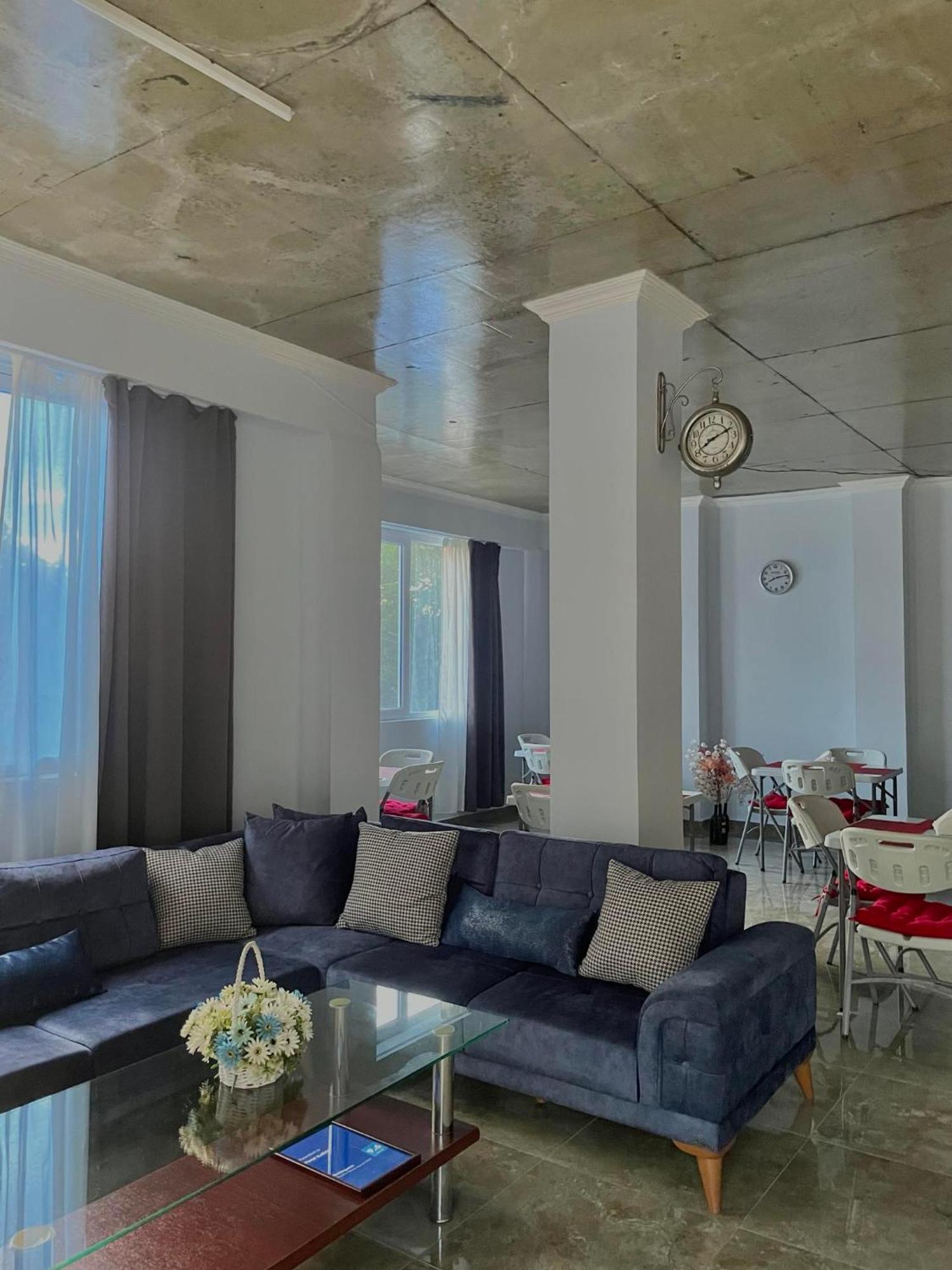 Hotel Kolkhi Gonio Buitenkant foto